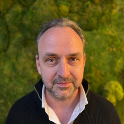 ef332daa-dde2-4879-b264-2626bdf57b67